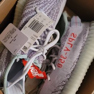 Blue tint v2 Yeezys